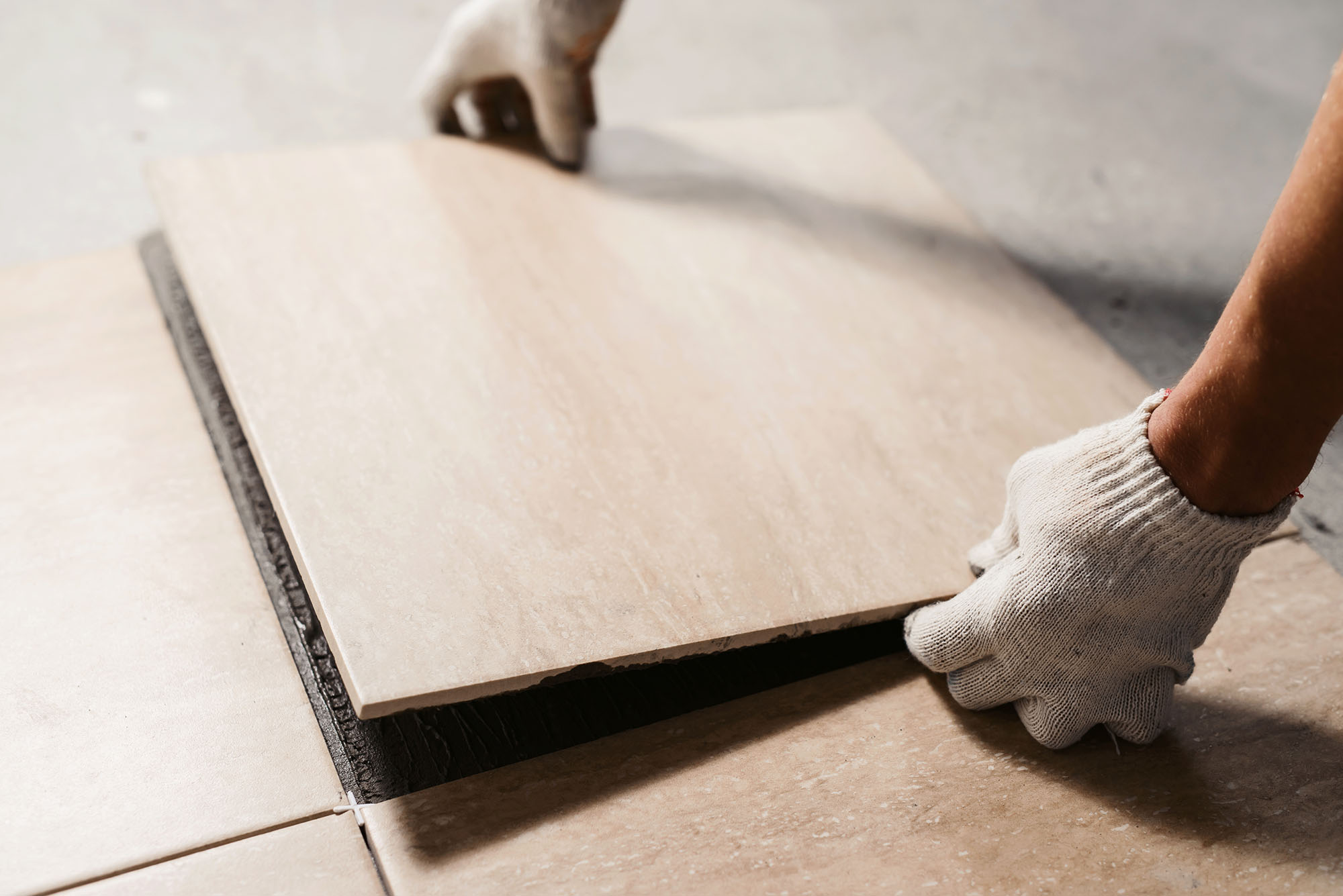 Leistungen 9 Maxi Stuttgart GmbH Abbrucharbeiten Kernbohrungen Betonschneiden Trockenbau Fliesenarbeiten Entrümpelung Fliesenlegen Galabau Sanierung Renovierung